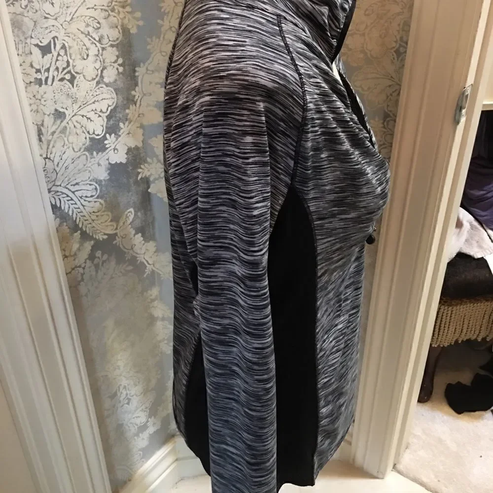 ATHLETIC COVER Up Top